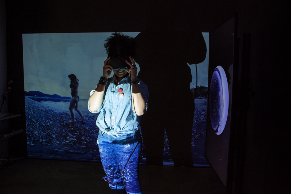 oMcGilchrist-ISLANDS-vitrine-2018 MG 4415